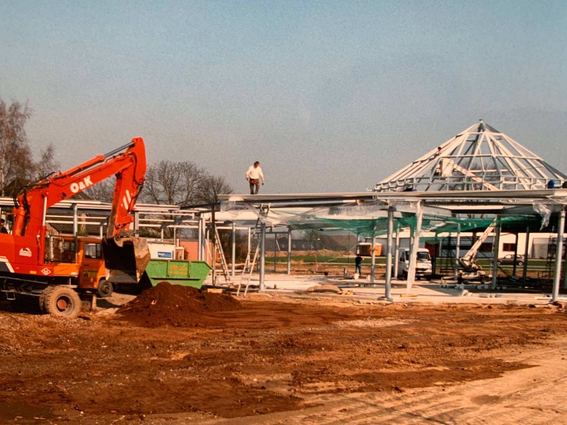 Langsam aber stetig nimmt das Leuchtenhaus Gestalt an