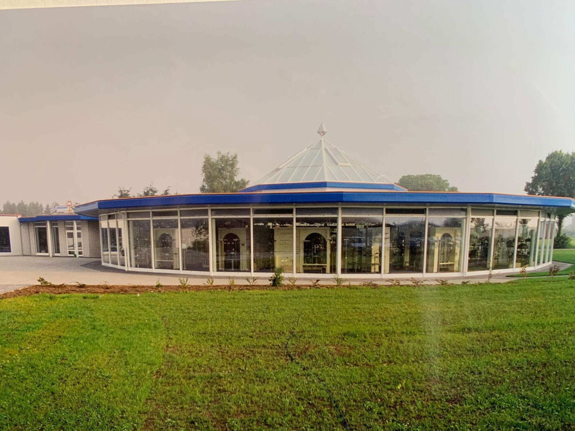 Es ist vollbracht: Leuchten Lukassen in Bedburg-Hau