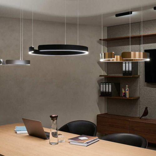 Occhio | Mito | Arbeitszimmer mit Regalen aus Holz | Leuchten Lukassen Lichtdesign