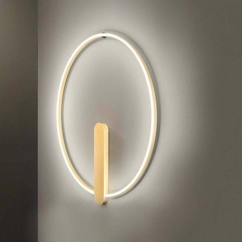 TEAM ITALIA | LEGGERA | WANDLEUCHTE ALS RING AN DUNKLER WAND | LEUCHTEN LUKASSEN LICHTDESIGN