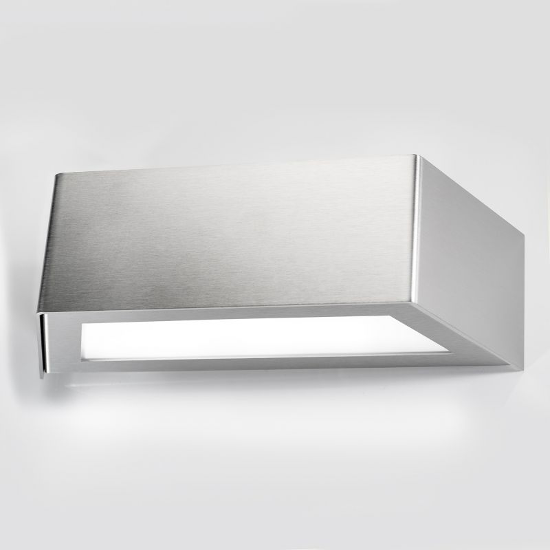 HEIBI | VIDUX | AUßENWANDLEUCHTE AN HELLER WAND | LEUCHTEN LUKASSEN LICHTDESIGN